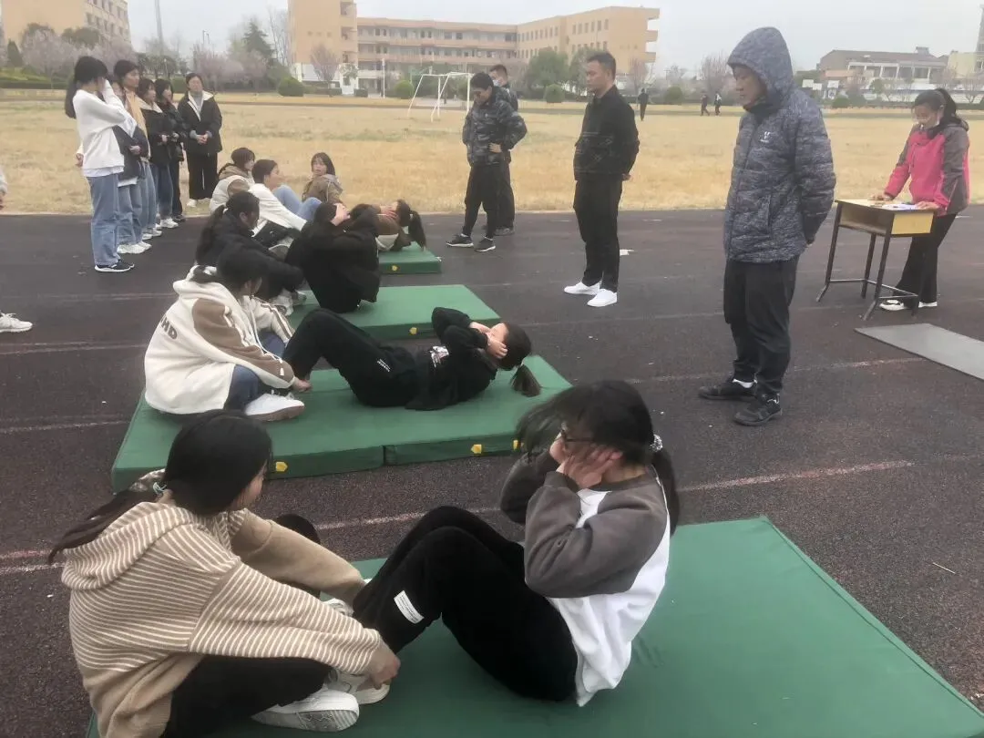 体育中考最后30天,没关系“可托”,“请不起”私教的家长,不防这么做!-第2张图片-四季读书网