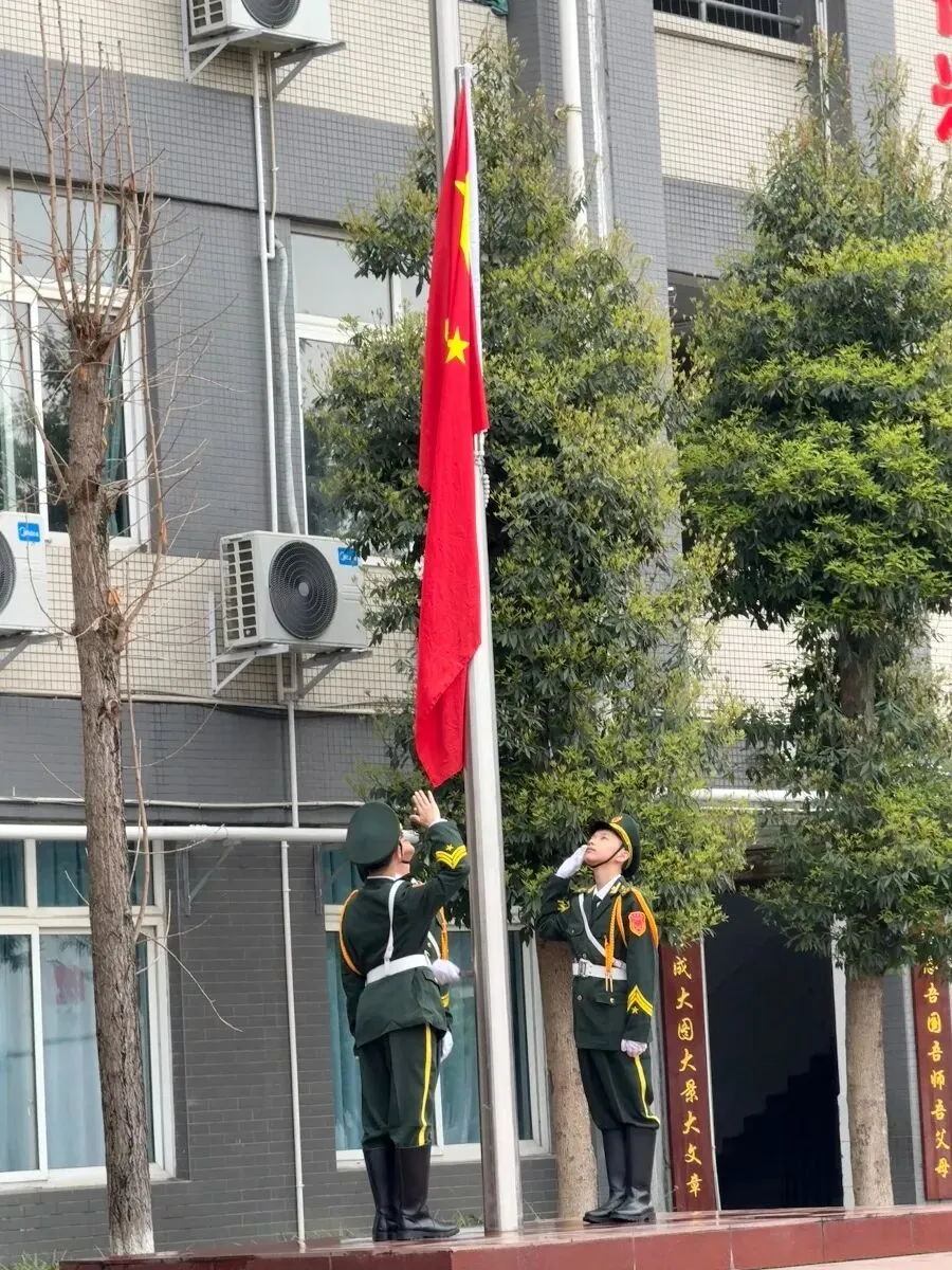 青春回响 ▏逐光向新赴中考,护绿守美向未来-第6张图片-四季读书网