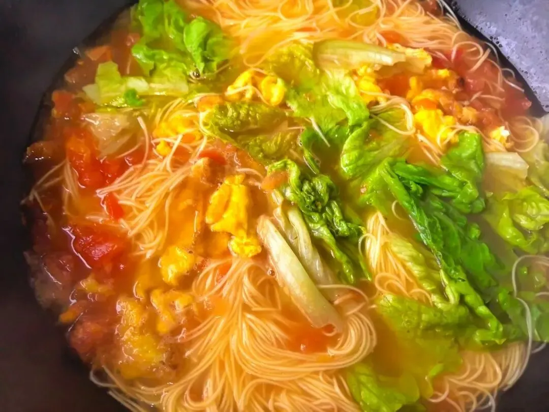 中考倒计时!晒晒初三儿子早餐,10分钟搞定的开胃面条,附香肠配方! 第5张