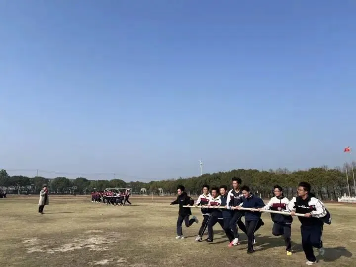 暖心教育|百日冲刺战中考 一鼓作气创辉煌 ---------独山港中学举行2026年百日誓师大会 第20张 暖心教育|百日冲刺战中考 一鼓作气创辉煌 ---------独山港中学举行2026年百日誓师大会 第20张