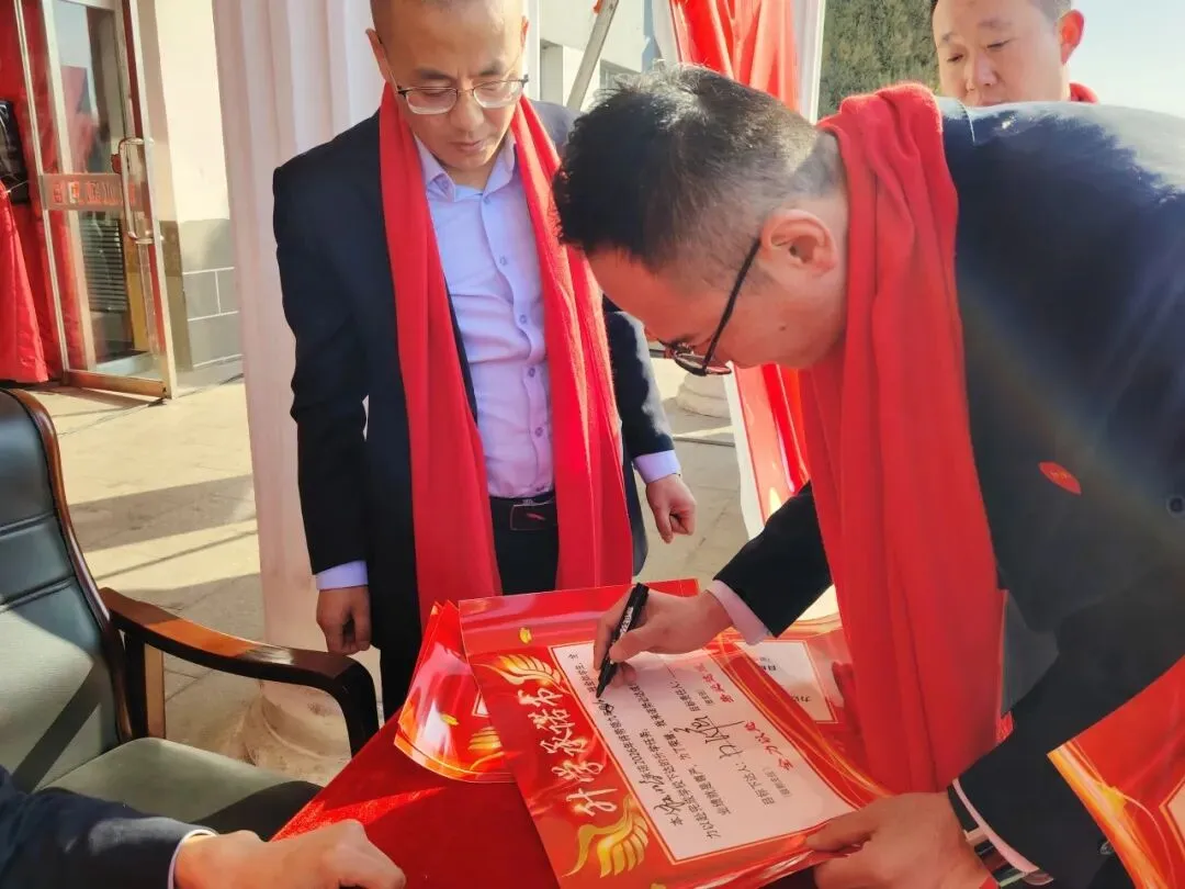 怀仁弘文初中|“决战中考,梦想启航”——2026年中考百日冲刺誓师大会 第19张 怀仁弘文初中|“决战中考,梦想启航”——2026年中考百日冲刺誓师大会 第19张
