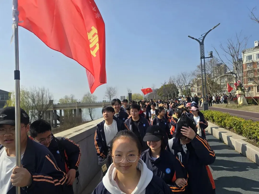 毅路同行 决胜中考 | 闻堰初中九年级毅行徒步暨中考誓师大会纪实 第36张 毅路同行 决胜中考 | 闻堰初中九年级毅行徒步暨中考誓师大会纪实 第36张
