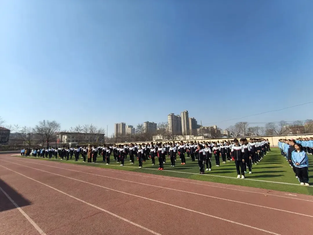 机关中学:百日誓师燃斗志 青春逐梦战中考 第10张