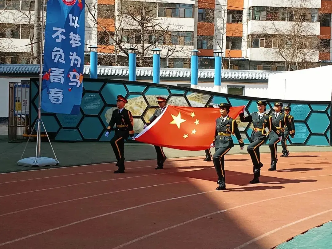 百日竞渡展风采 决战中考创辉煌-第19张图片-四季读书网