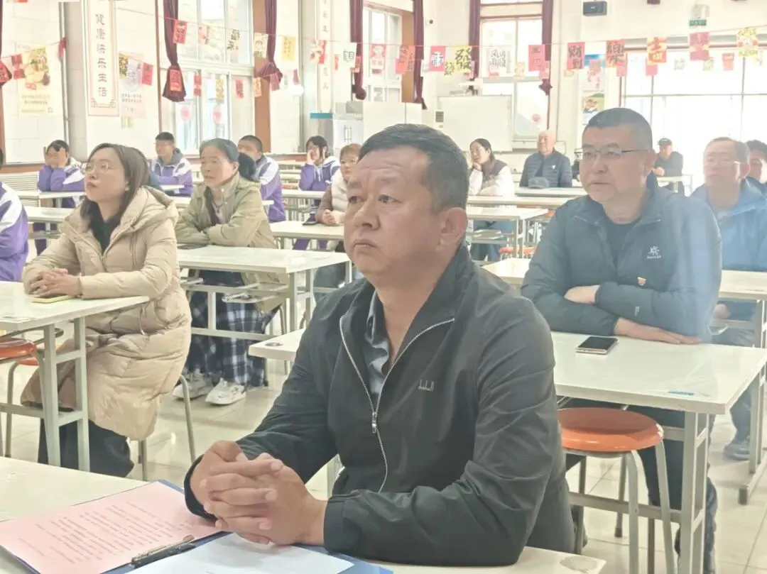 百日砺剑逐梦   誓夺中考佳绩-第7张图片-四季读书网