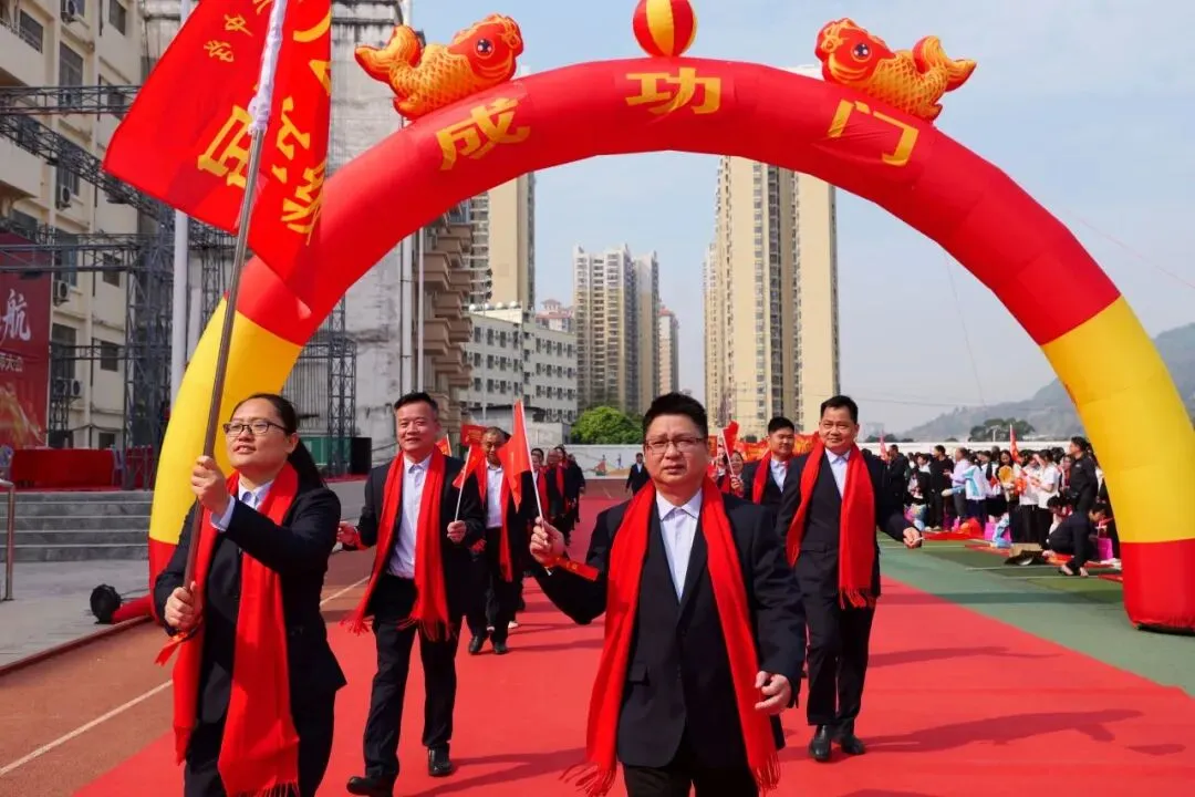 为梦想而战!岑溪三中吹响中考百日誓师集结号-第52张图片-四季读书网