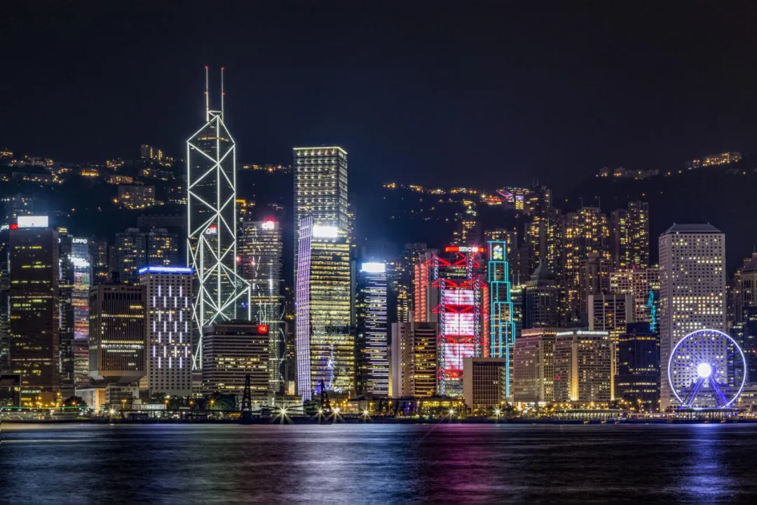 2026DSE英文口试Day5真题复盘!线上考试、共享空间,你会怎么答?-第11张图片-四季读书网