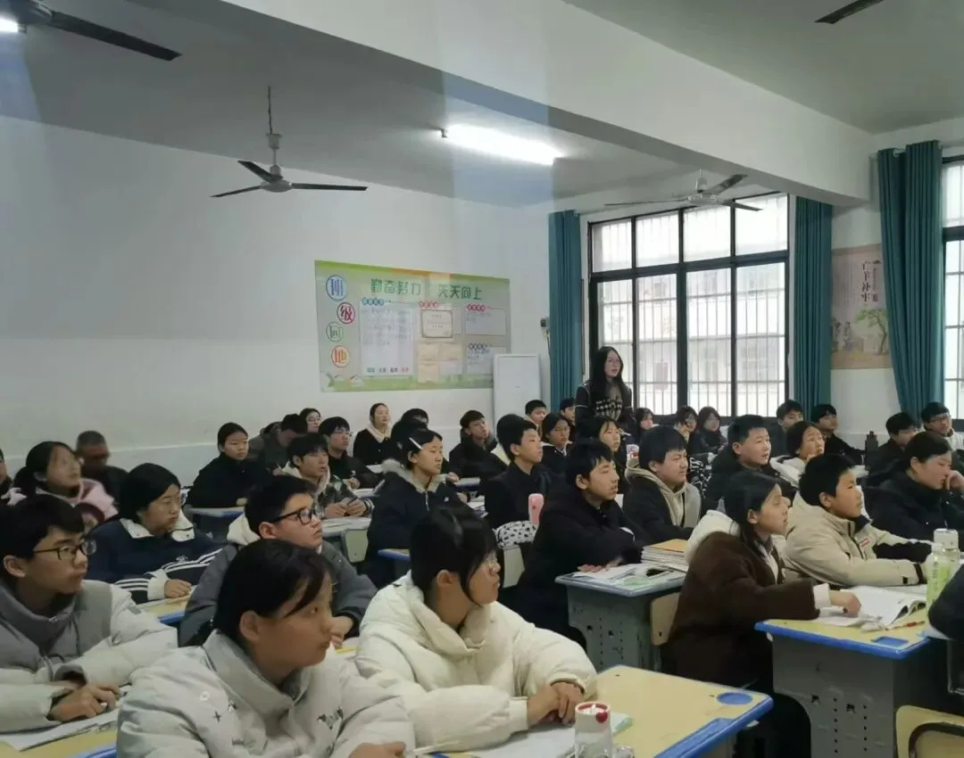 三校联研备中考 春日教研促成长-第33张图片-四季读书网