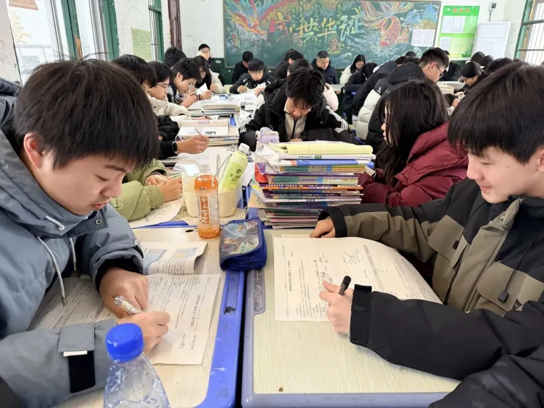 三校联研备中考 春日教研促成长-第38张图片-四季读书网
