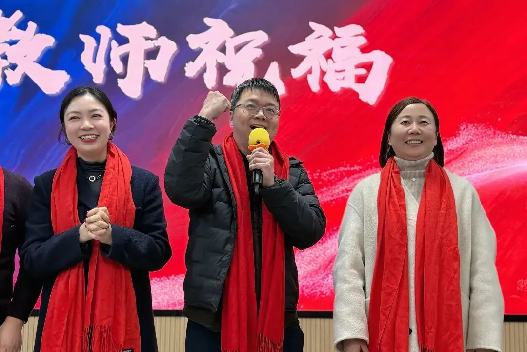 破浪逐光 赢在终章丨灵江中学初三中考百日誓师大会圆满举行 第25张 破浪逐光 赢在终章丨灵江中学初三中考百日誓师大会圆满举行 第25张