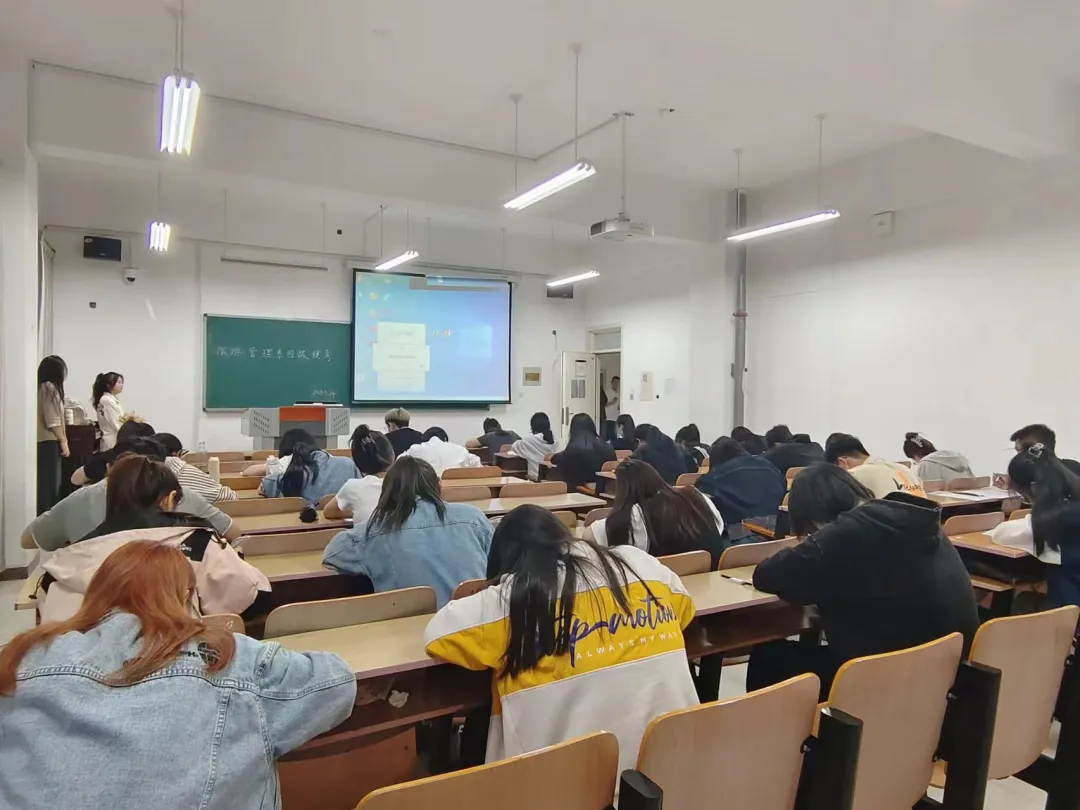 练心态,树考风|我系组织开展四六级模拟考试 第17张