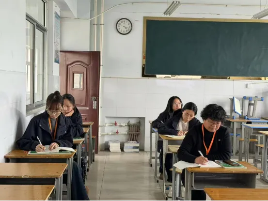 蓄势待发研备考,凝心聚力赢中考|夏津县双语中学初中数学、英语、历史学科备考经验汇报-第9张图片-四季读书网