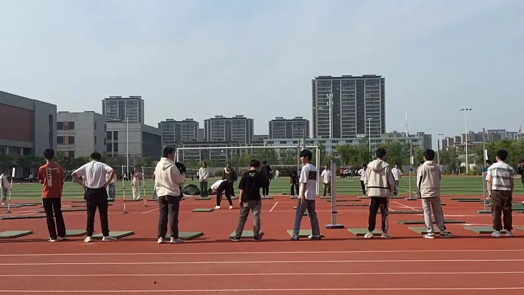 同样陪孩子备战体育中考,为何有的父母越忙越无效? 第2张