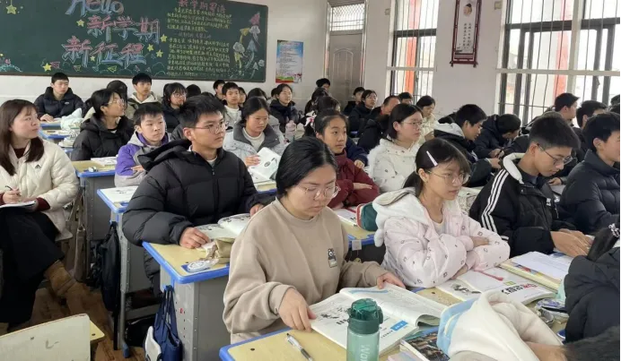 监利市2026届中考复习备考校际联合教研活动在程集镇初级中学举行 第39张