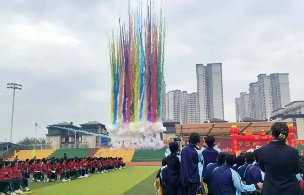 【中考百日誓师】策马扬鞭,逐梦中考!鹿鸣中学2026届中考百日誓师大会燃情启幕 第17张