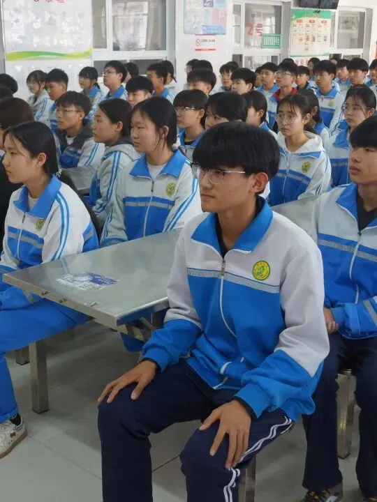百日誓师燃壮志 决胜中考创辉煌——奈曼旗新镇中学 第54张