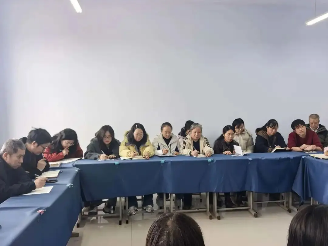 砺剑酬壮志,聚力战中考——世恩中学2026届中考教师动员会暨冲刺誓师大会圆满举行 第2张 砺剑酬壮志,聚力战中考——世恩中学2026届中考教师动员会暨冲刺誓师大会圆满举行 第2张