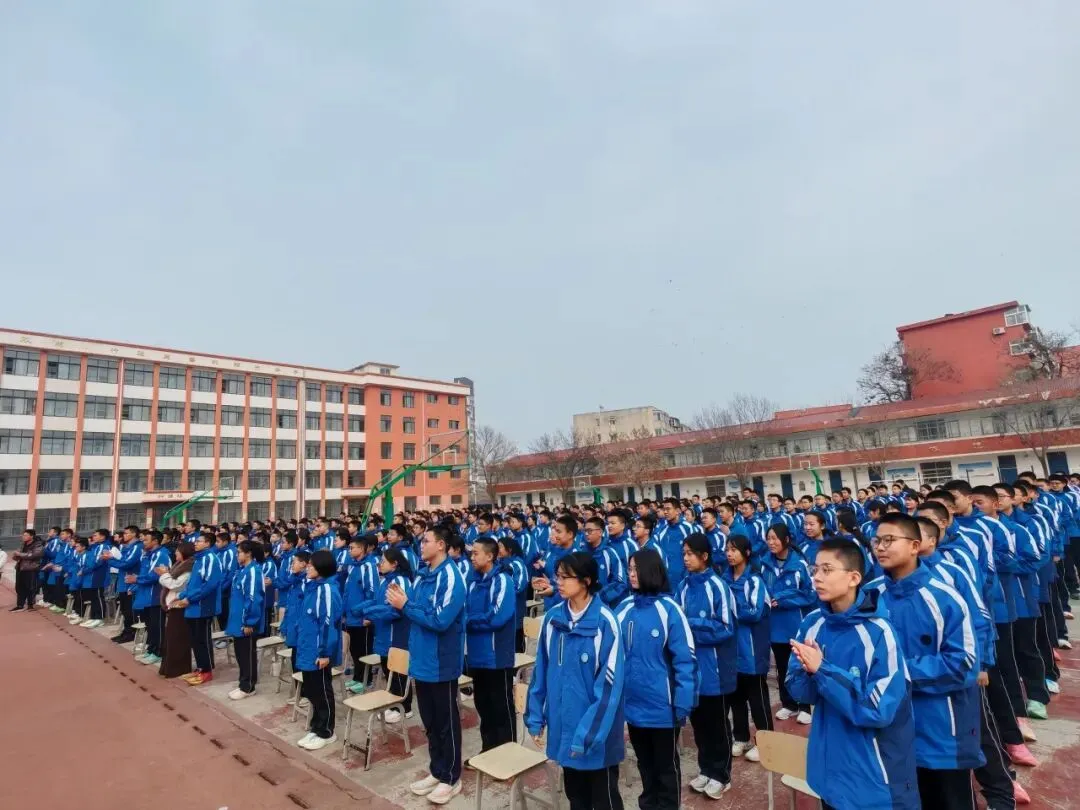 骐骥扬蹄战中考 少年破浪夺鳌魁——济南十六里河中学 2023 届初三动员大会圆满举行 第15张 骐骥扬蹄战中考 少年破浪夺鳌魁——济南十六里河中学 2023 届初三动员大会圆满举行 第15张