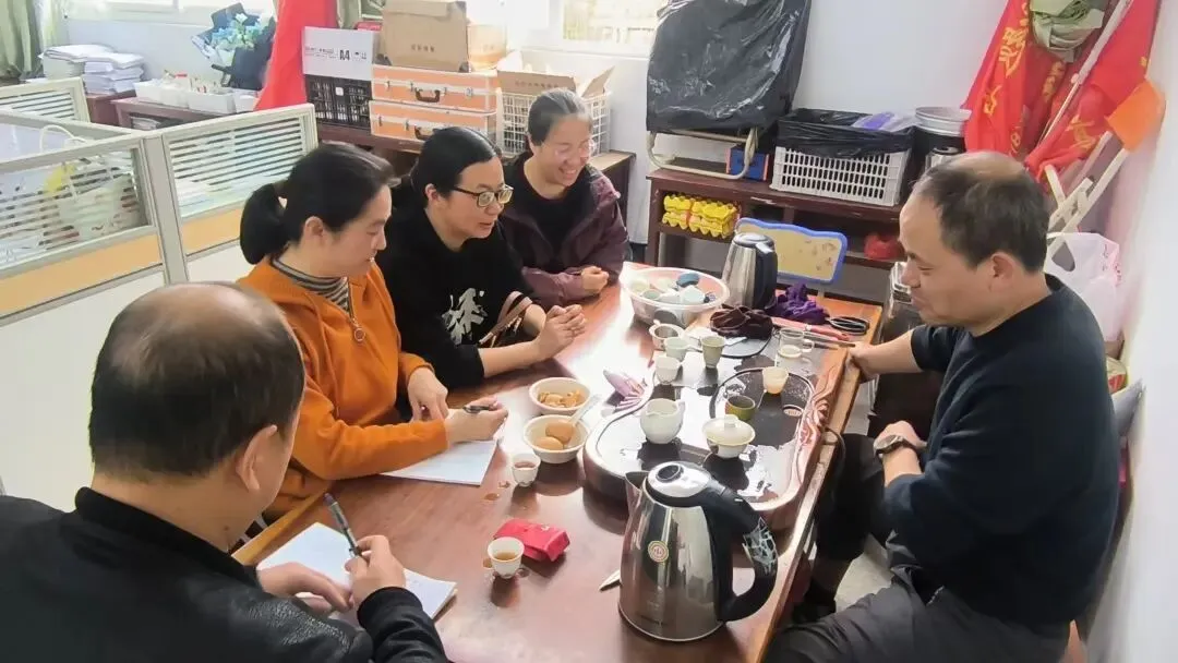 【正心教育】凝心聚力备中考 联研共进提质效——武夷山市第二中学片区教研联合体2026届备考工作会议顺利召开-第33张图片-四季读书网