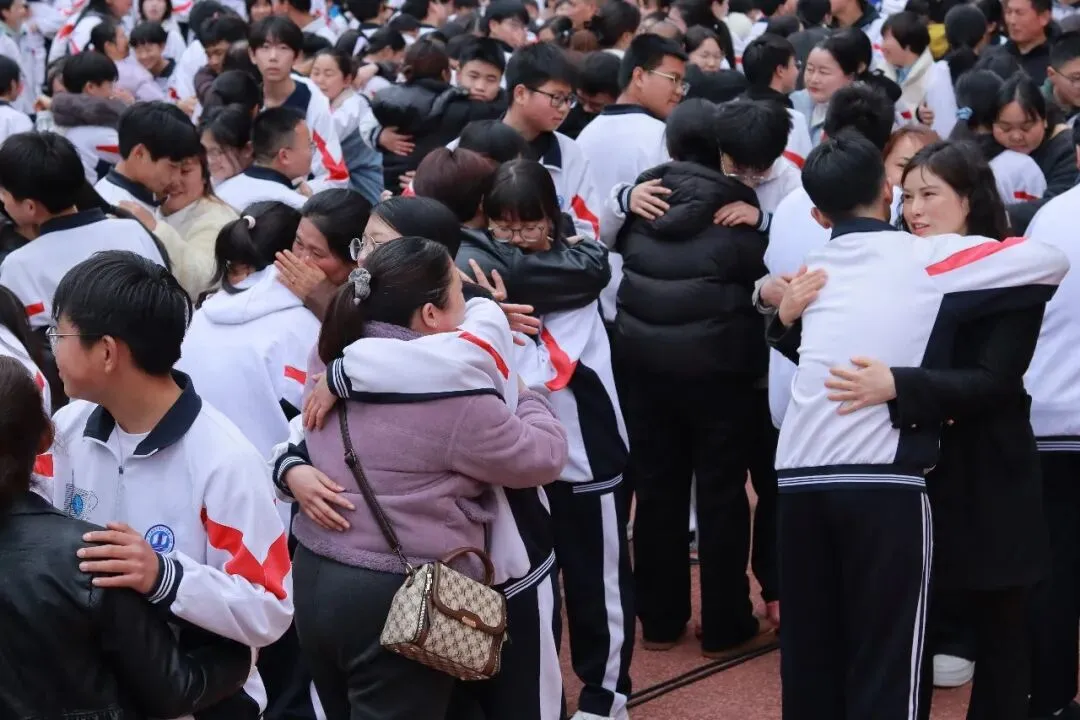 壮志凌云赴中考,青春逐梦正当时——印江县初中第三教育集团2026届百日誓师大会温情与豪情共燃-第17张图片-四季读书网