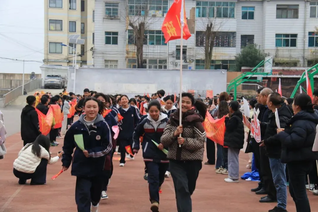 鏖战百日,策马扬鞭!卫城中学2026届中考百日誓师大会,燃动启航! 第68张