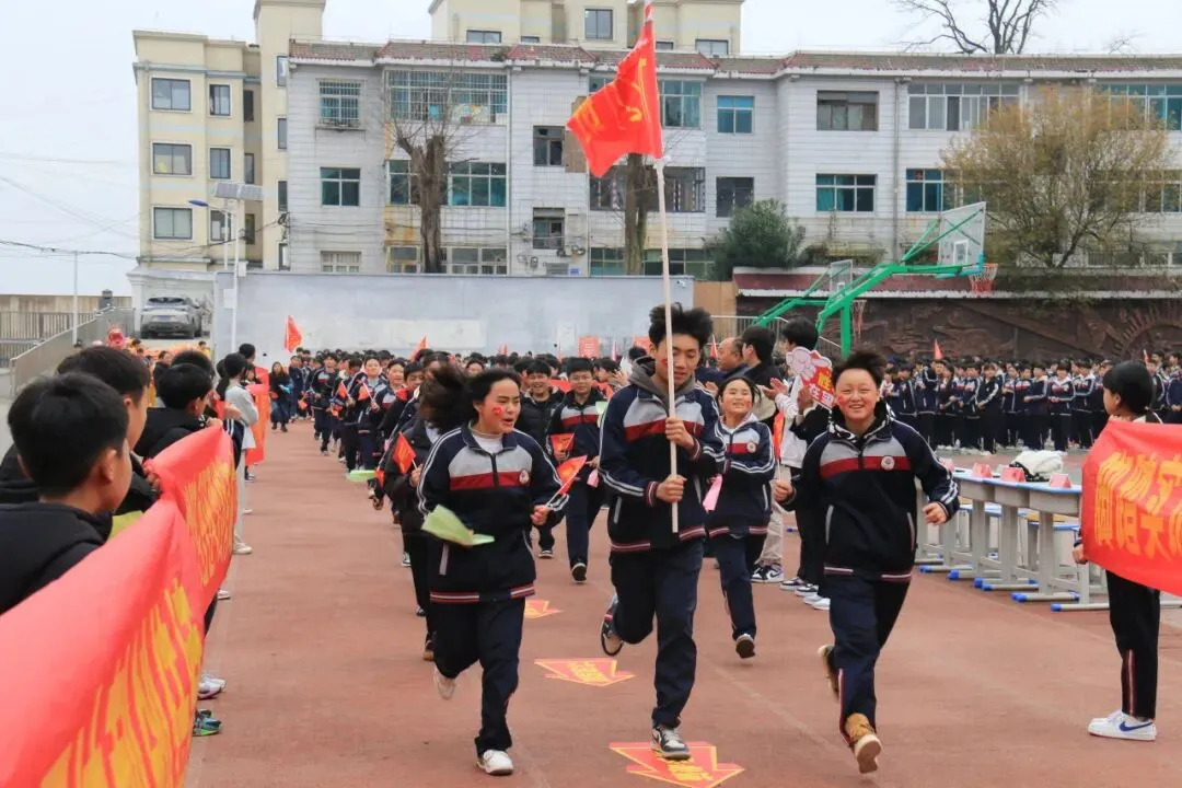 鏖战百日,策马扬鞭!卫城中学2026届中考百日誓师大会,燃动启航! 第70张