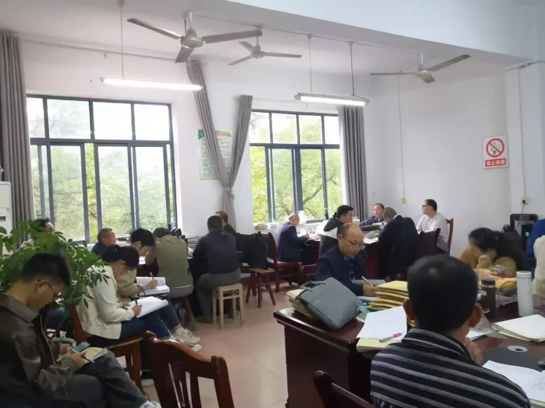 【聚焦州模・以研促教】聚焦州一模试卷 推进教研提质|黄平县旧州中学组织开展州一模讲评专项研讨活动-第51张图片-四季读书网
