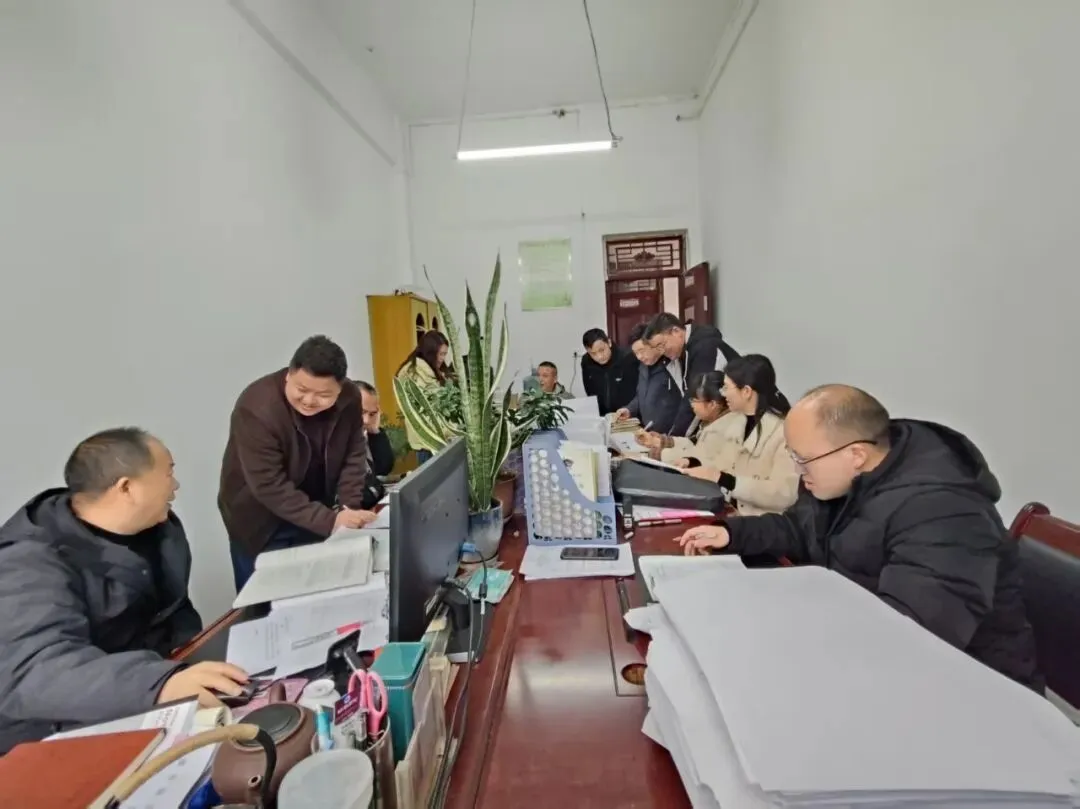 【聚焦州模・以研促教】聚焦州一模试卷 推进教研提质|黄平县旧州中学组织开展州一模讲评专项研讨活动-第55张图片-四季读书网