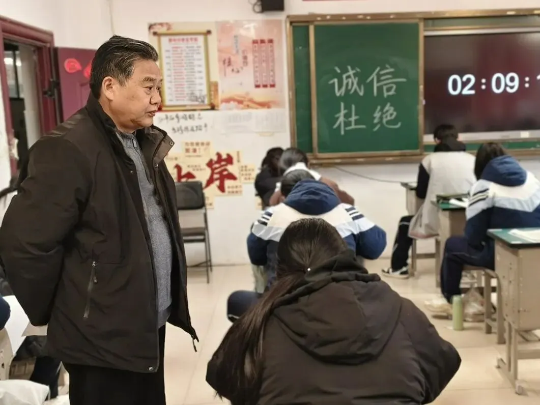 严阵以待迎模考 凝心聚力战高考——南昌市致远双语学校2026届高三“一模”测试圆满结束 第23张 严阵以待迎模考 凝心聚力战高考——南昌市致远双语学校2026届高三“一模”测试圆满结束 第23张