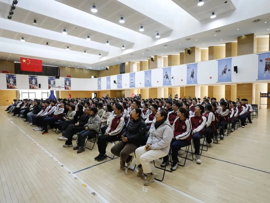 百日砺剑 策马扬鞭赴中考——我校初三年级中考誓师大会圆满举行-第6张图片-四季读书网