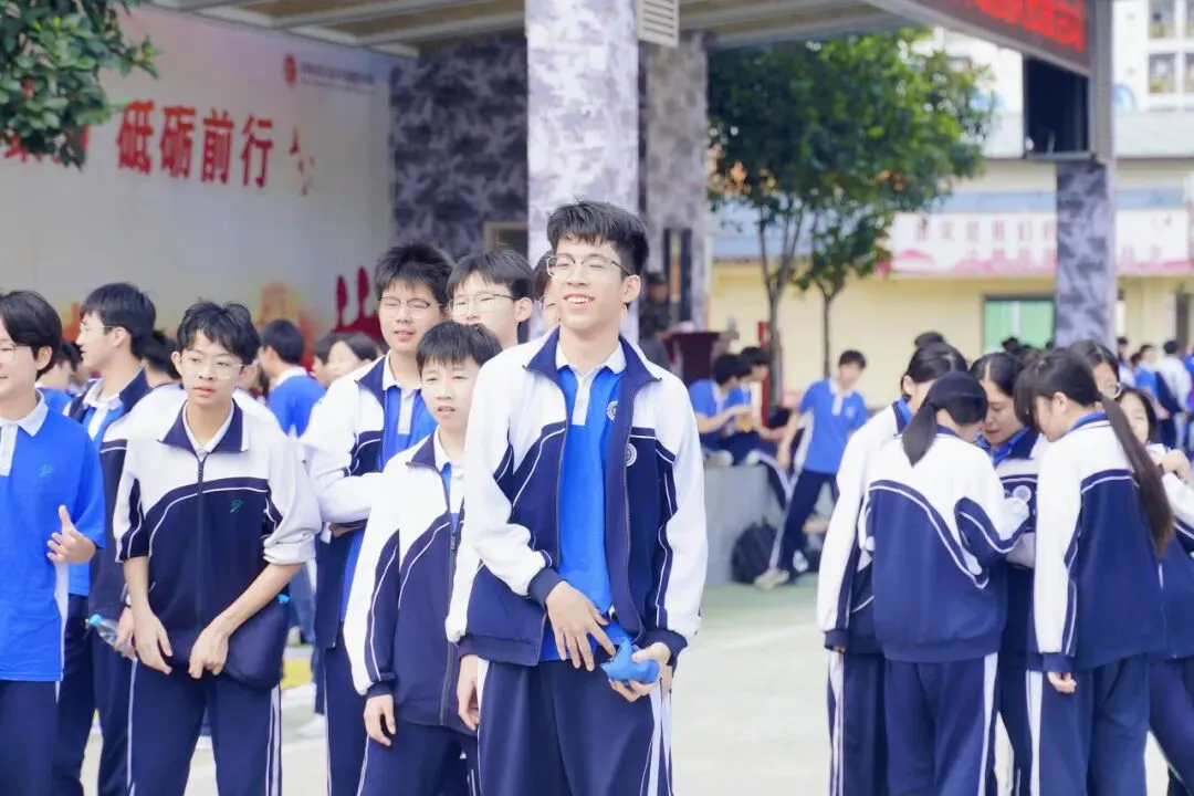 冲刺中考|策马扬鞭赴山海,同心聚力向荣光 第18张