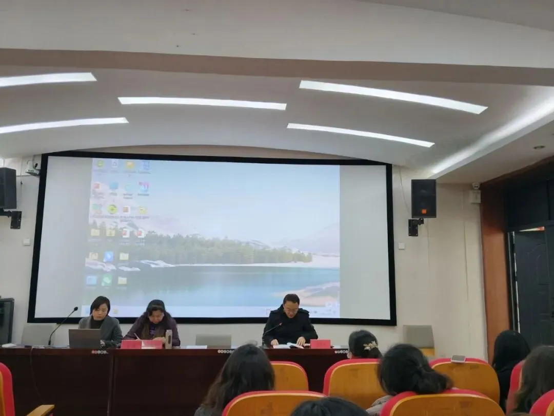 贵阳贵安2026届中考备考工作会(云岩专场)召开 第8张