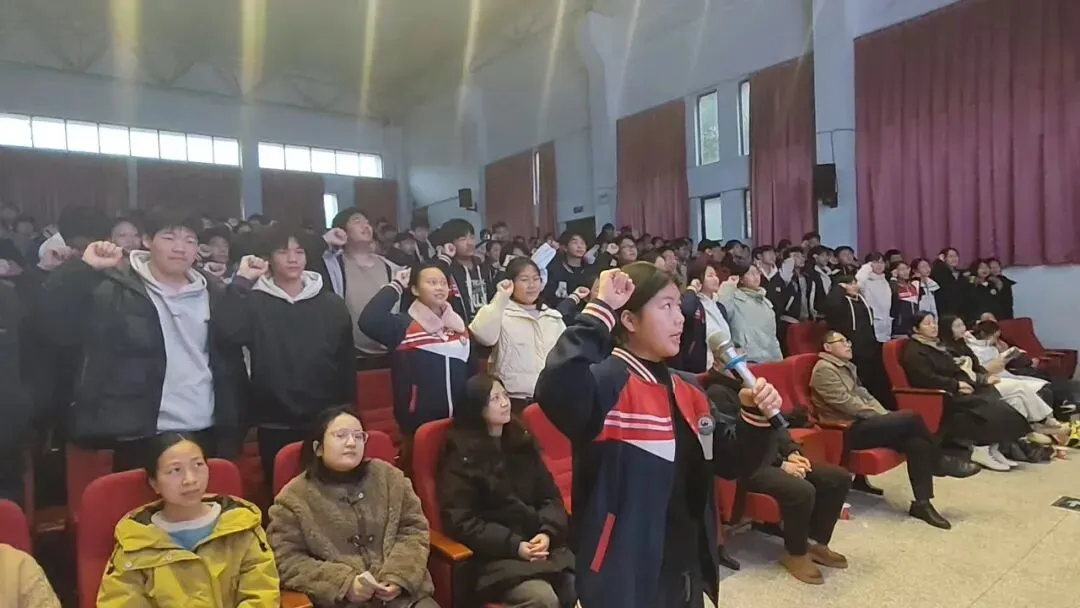 为梦想而战,决战中考!——西山中心学校举行2026年中考百日冲刺誓师大会 第8张