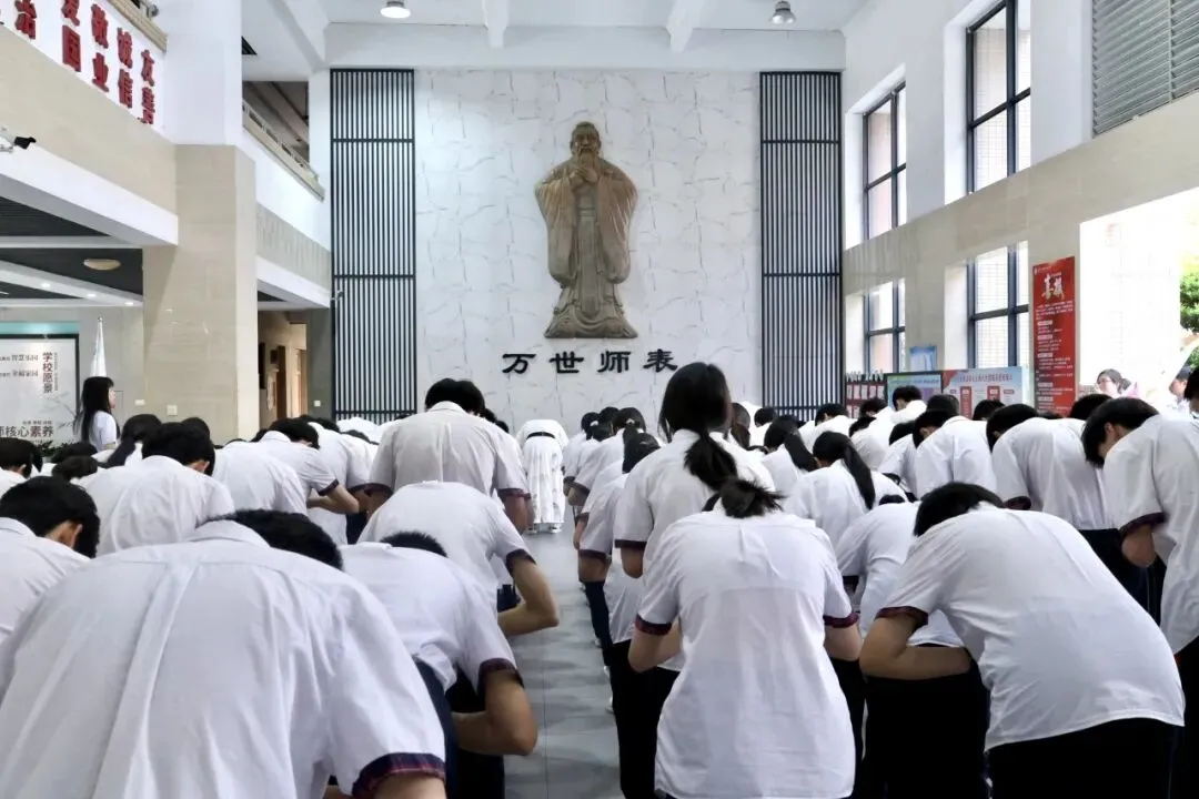 策马扬鞭战百日 乘风破浪赢中考 | 惠州仲恺高新区实验学校2026届百日誓师大会圆满举行 第39张 策马扬鞭战百日 乘风破浪赢中考 | 惠州仲恺高新区实验学校2026届百日誓师大会圆满举行 第39张
