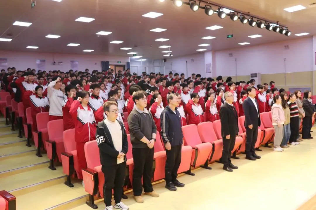 策马扬鞭迎中考 踔厉奋发向未来--淄博师专附属中学隆重举行2026届初四年级冲刺动员大会 第23张