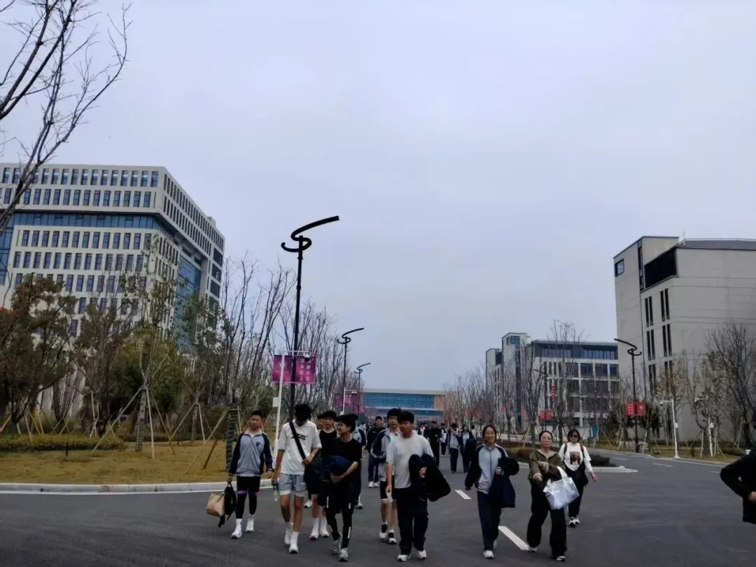 亲历中考体育模拟考:少年并肩,全力以赴待花开|致初三体考学子 第5张