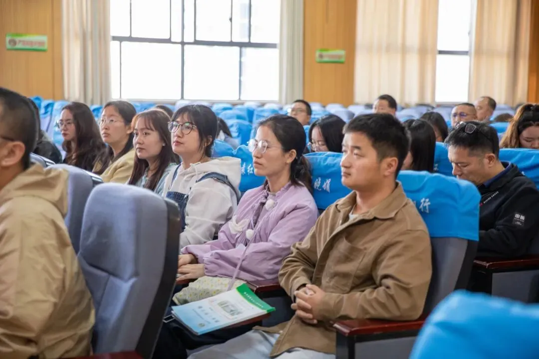 聚焦素养·精准施策·共赢中考 | 盘龙区财大附中、盘龙区云才文翰学校2026届复习备考联合教研交流会圆满举行 第4张