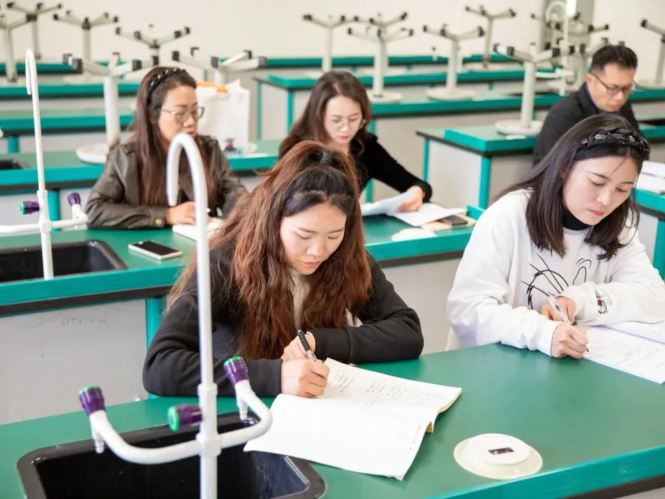 聚焦素养·精准施策·共赢中考 | 盘龙区财大附中、盘龙区云才文翰学校2026届复习备考联合教研交流会圆满举行 第39张