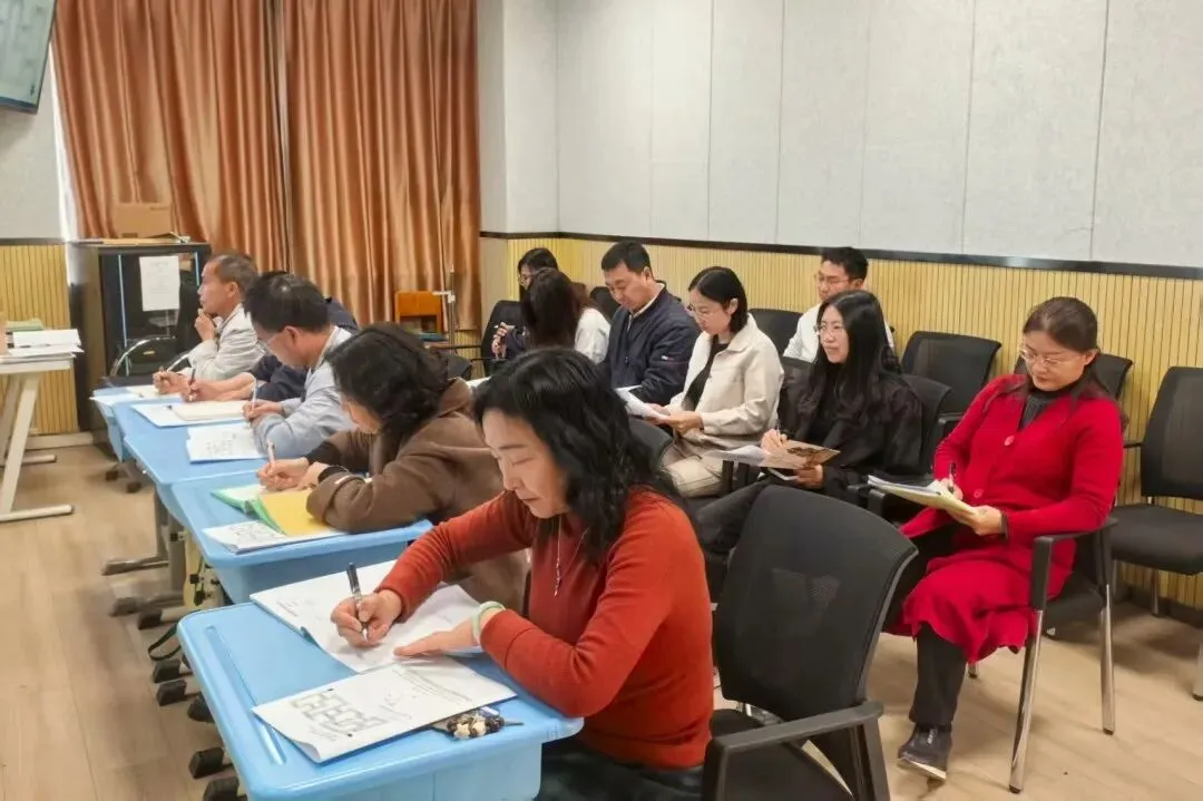聚焦素养·精准施策·共赢中考 | 盘龙区财大附中、盘龙区云才文翰学校2026届复习备考联合教研交流会圆满举行 第46张