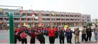 冲刺中考,为梦而战!容县侨乡中小学2026年誓师大会 第23张
