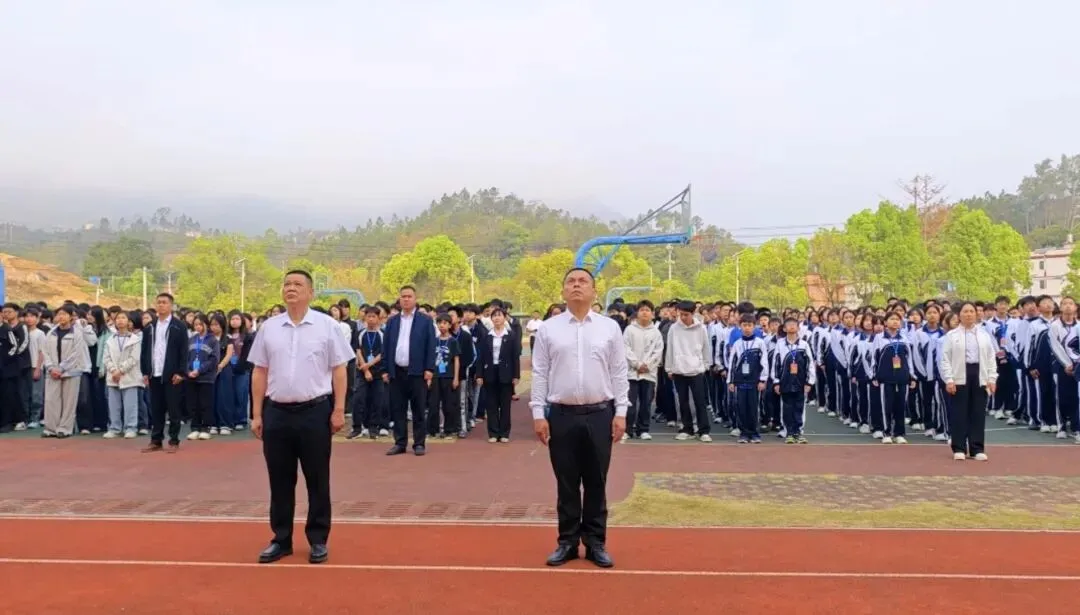 百日誓师燃斗志 逐梦中考启新程——揭西县上砂第一中学举行2026年百日誓师大会 第4张 百日誓师燃斗志 逐梦中考启新程——揭西县上砂第一中学举行2026年百日誓师大会 第4张