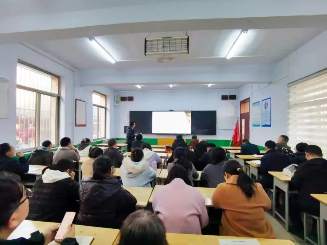 【一中|教研】精研真题明方向 以研促教强素养——文化路校区高一年级开展高考试题研究分享交流会 第2张