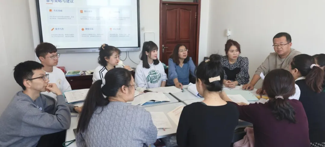 【校园新闻】聚焦新课标,研析中考新题型——三江联合学校英语教研组主题教研活动纪实 第5张