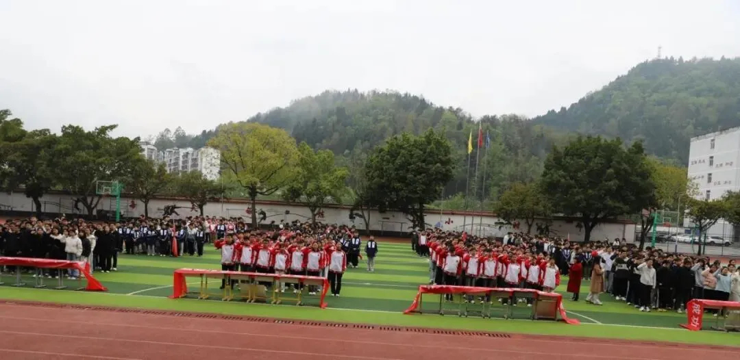 白石中学中考百日誓师大会隆重举行 第21张