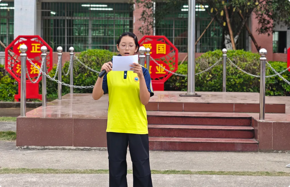 少年奋发立凌云壮志 百日鏖战夺中考胜利——英德市石灰铺中学2026年百日誓师大会-第16张图片-四季读书网