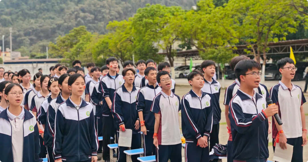 少年奋发立凌云壮志 百日鏖战夺中考胜利——英德市石灰铺中学2026年百日誓师大会-第35张图片-四季读书网