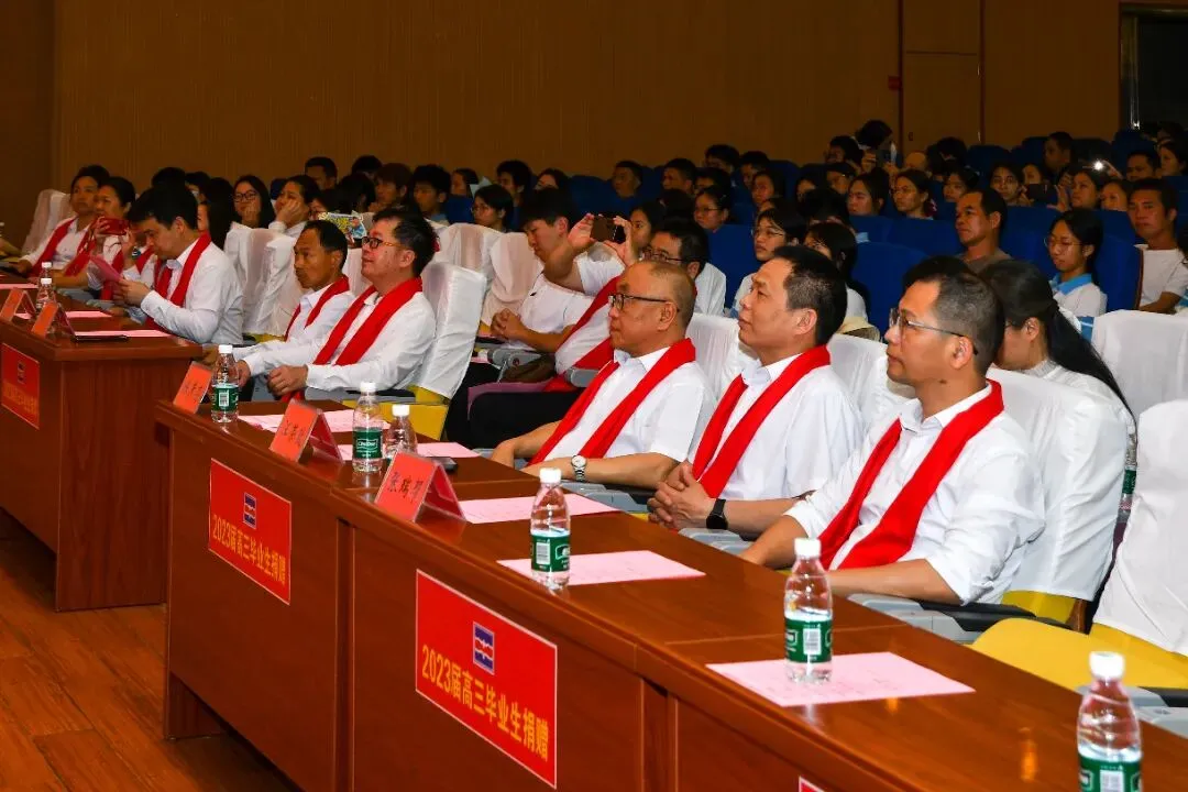 百日燃斗志,中考铸辉煌——电白一中2026届初三百日誓师大会圆满举行 第4张