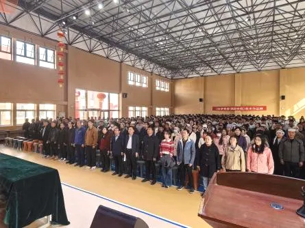 【绿雅良中•中考】——百日鏖战酬壮志 踔厉奋发向未来 | 银川市金凤区良田中学2026届九年级百日誓师大会 第15张 【绿雅良中•中考】——百日鏖战酬壮志 踔厉奋发向未来 | 银川市金凤区良田中学2026届九年级百日誓师大会 第15张