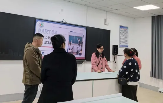 【琢联共育】家校同心筑梦 聚力冲刺中考——随县烈山湖学校召开2026届九年级家长会 第16张 【琢联共育】家校同心筑梦 聚力冲刺中考——随县烈山湖学校召开2026届九年级家长会 第16张