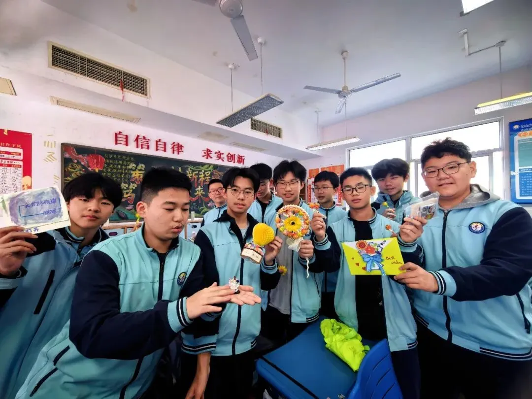 中考90日誓师大会|有热血,更有温度!以爱为甲,独有的东外底色~ 第144张 中考90日誓师大会|有热血,更有温度!以爱为甲,独有的东外底色~ 第144张